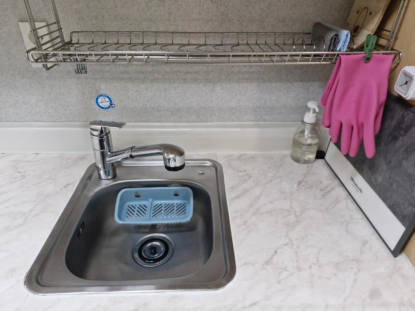 Hongdae Residence - 1Min From Hongik Uni Station Exit #1 Seoul